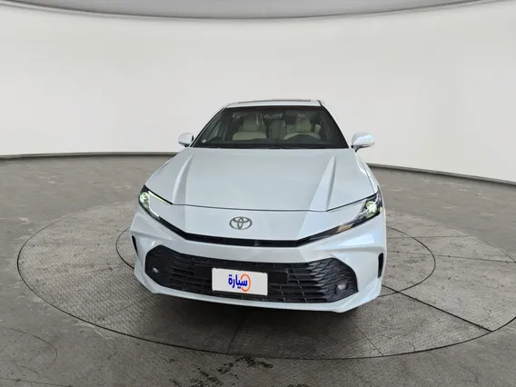 Toyota Camry  E Plus HEV 2025 