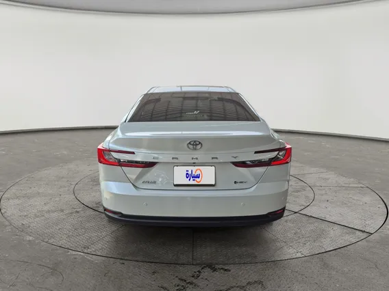 Toyota Camry  E Plus HEV 2025 