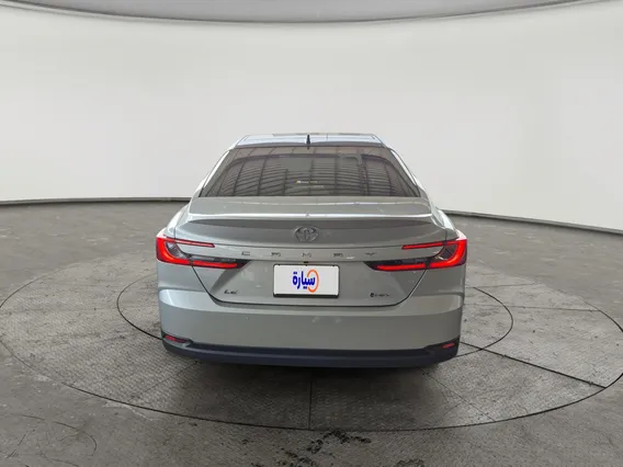 Toyota Camry  LE HEV 2026 