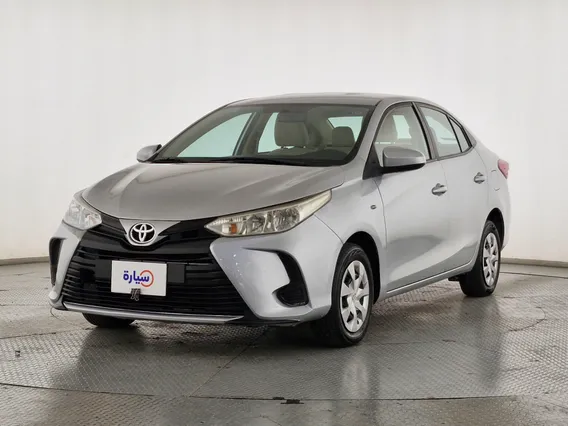 Toyota Yaris  Y 2022 