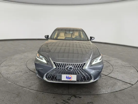 Lexus ES 250 2025 