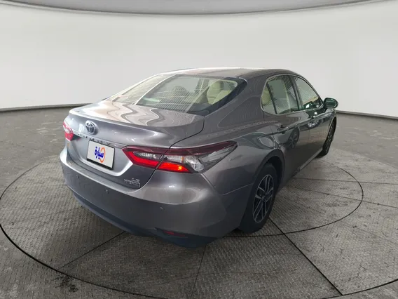 Toyota Camry  LE HEV 2024 