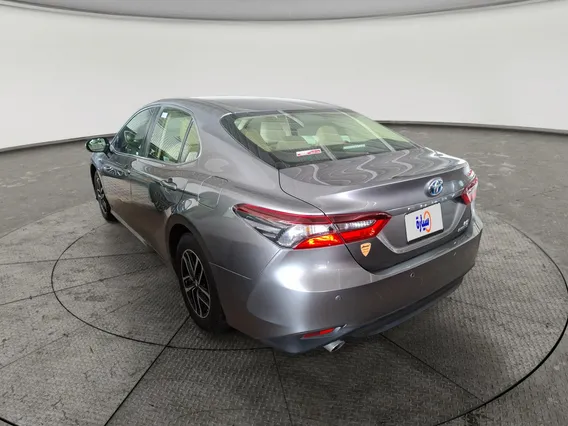 Toyota Camry  LE HEV 2024 