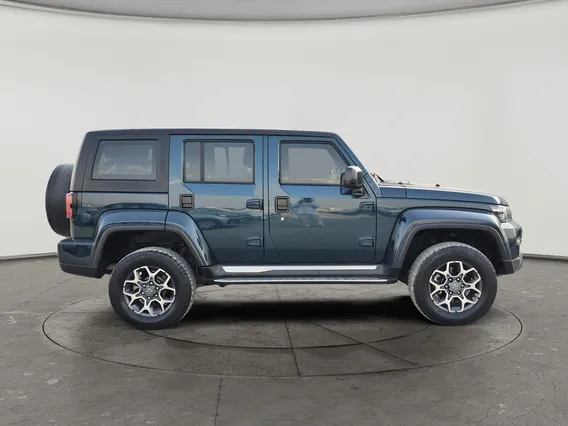 BAIC BJ40 C Luxury 2023 دبل