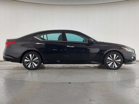 Nissan Altima SV 2021 