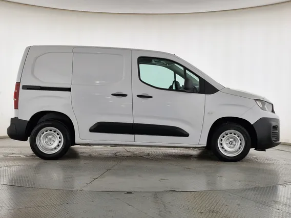 بيجو بارتنر Short van 2023 