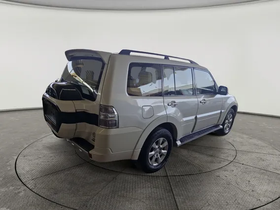 ميتسوبيشي باجيرو GLS 5Doors 2022 دبل
