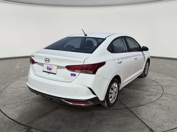 Hyundai Accent Smart 2023 
