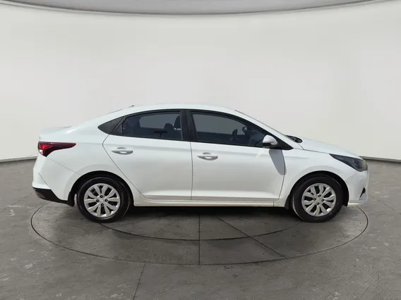 Hyundai Accent Smart 2023 
