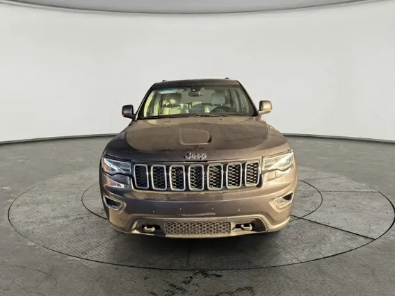 Jeep Grand Cherokee لاريدو 2021 دبل