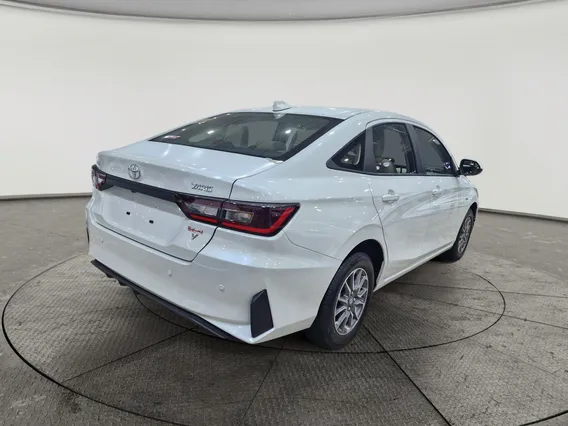 Toyota Yaris  Y 2026 