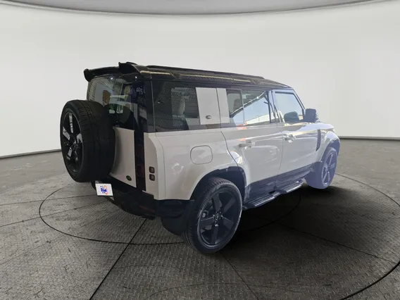 Land Rover Defender P400 S  2022 