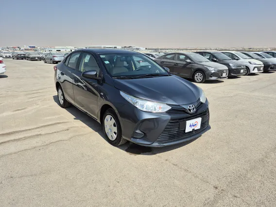 Toyota Yaris  Y 2022 