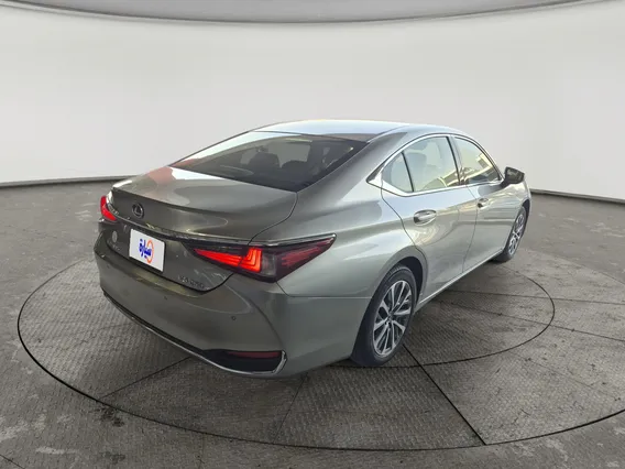 Lexus ES 250 2025 