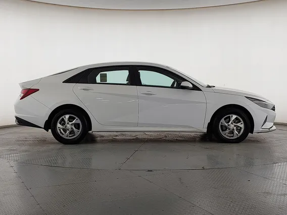 Hyundai Elantra Fleet 2023 