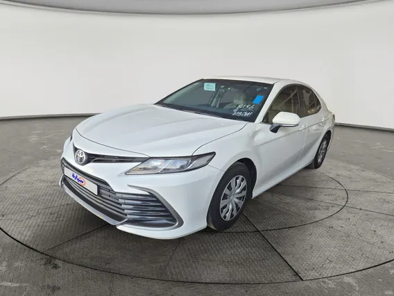 Toyota Camry  LE 2024 