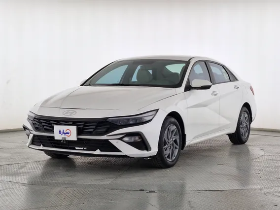 Hyundai Elantra Smart 2024 