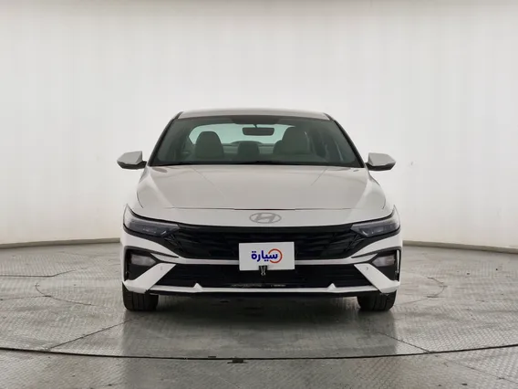 Hyundai Elantra Smart 2024 