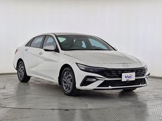Hyundai Elantra Smart 2024 