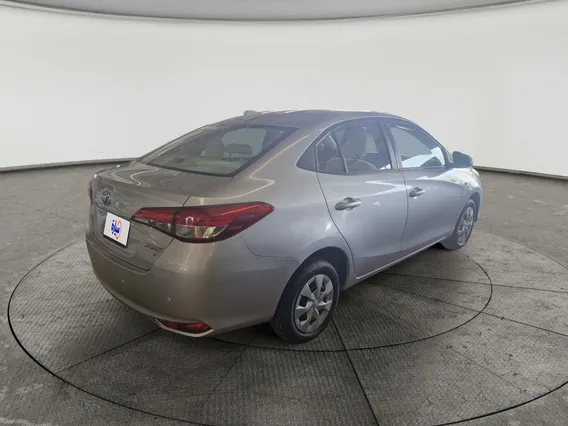 Toyota Yaris  Y 2021 