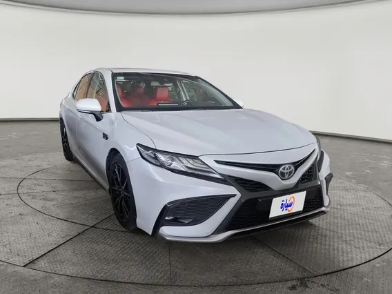 Toyota Camry  SE V6 2023 