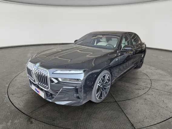 بي ام دبليو الفئة السابعة 735i 2024 