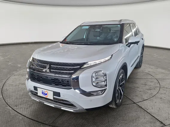 ميتسوبيشي اوتلاندر CLS 2024 