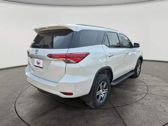 Toyota Fortuner GX 2025 دبل