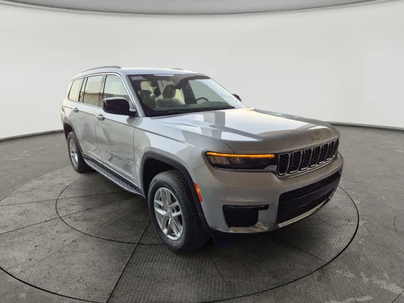 Jeep Grand Cherokee لاريدو 2025 دبل