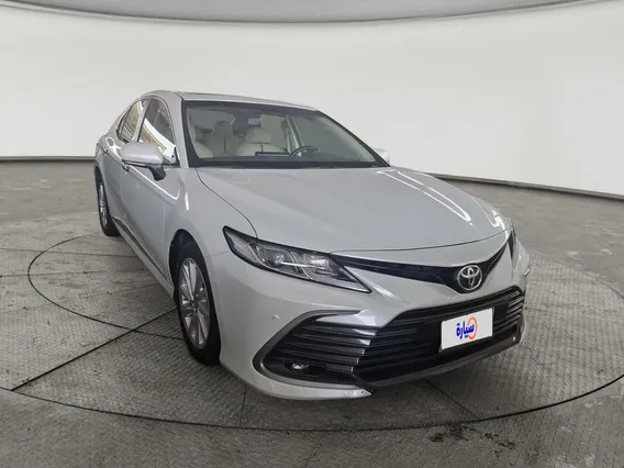 Toyota Camry  GLE 2024 