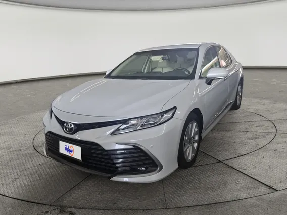 Toyota Camry  GLE 2024 