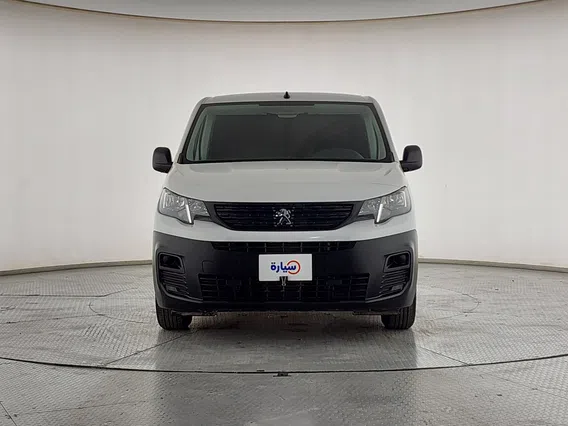بيجو بارتنر Short van 2023 