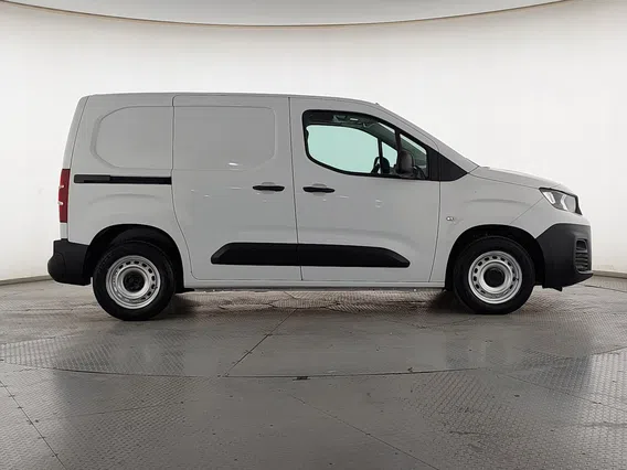 بيجو بارتنر Short van 2023 