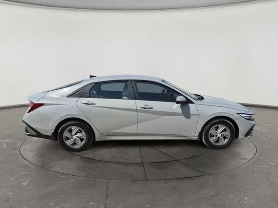 Hyundai Elantra Fleet 2024 