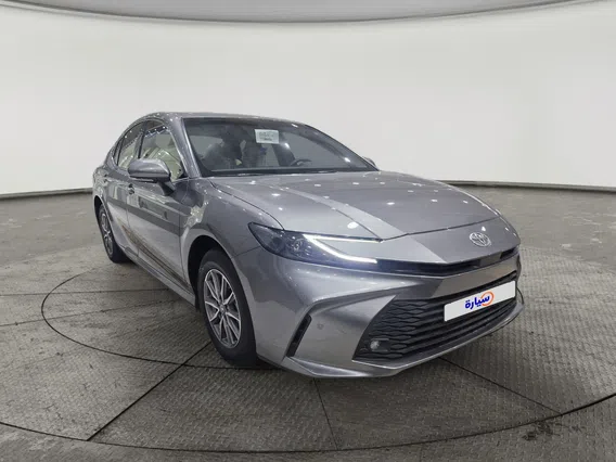 Toyota Camry  E 2026 