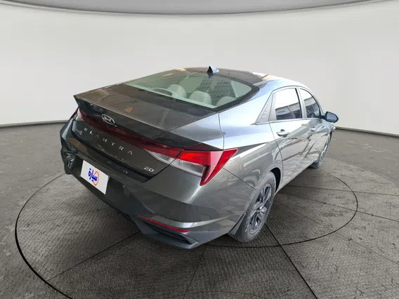 Hyundai Elantra Smart 2023 