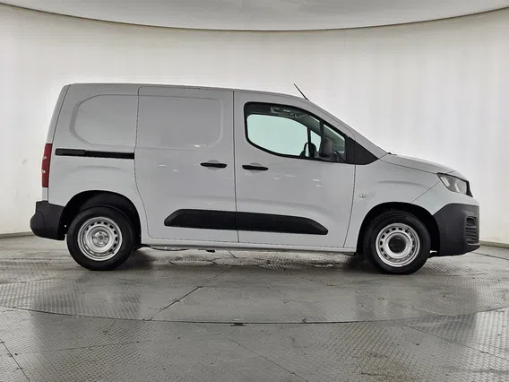 بيجو بارتنر Short van 2023 