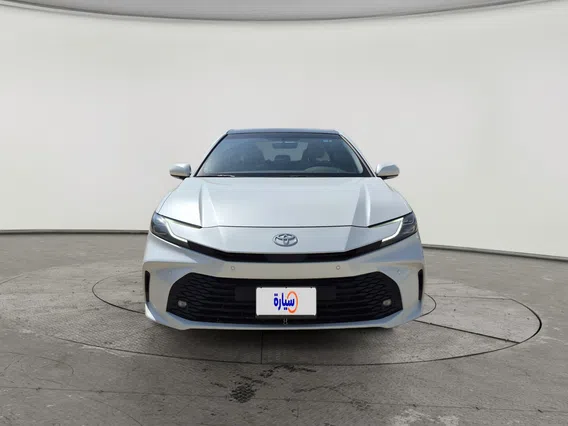 تويوتا كامري LE HEV 2025 