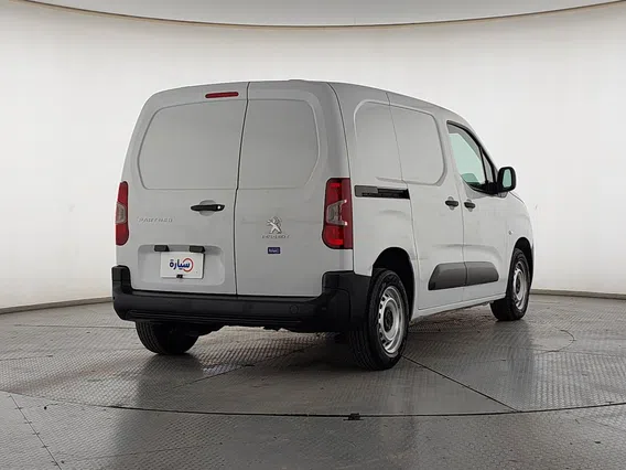بيجو بارتنر Short van 2023 