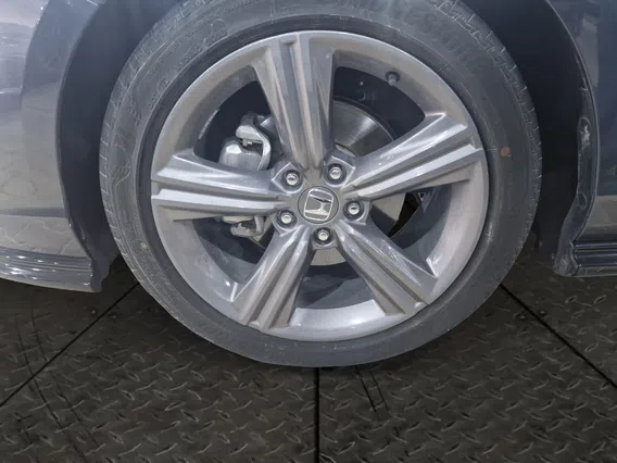 هوندا اكورد EX 2025 