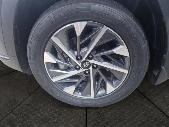 Hyundai Tucson Smart 2024 