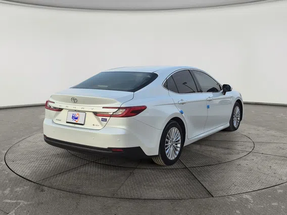 Toyota Camry  E Plus HEV 2025 