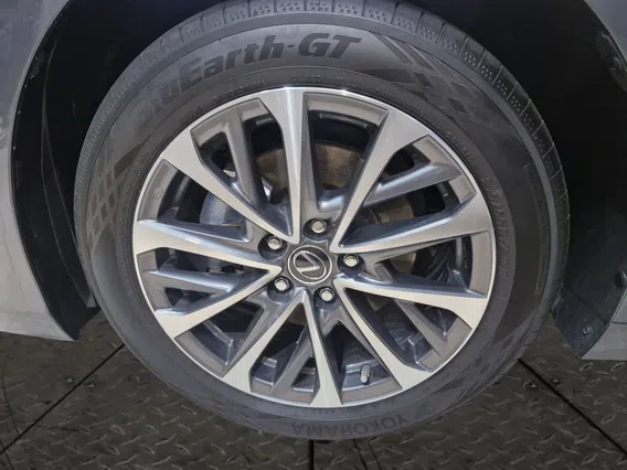 لكزس ES 250 AA Elegant 2025 