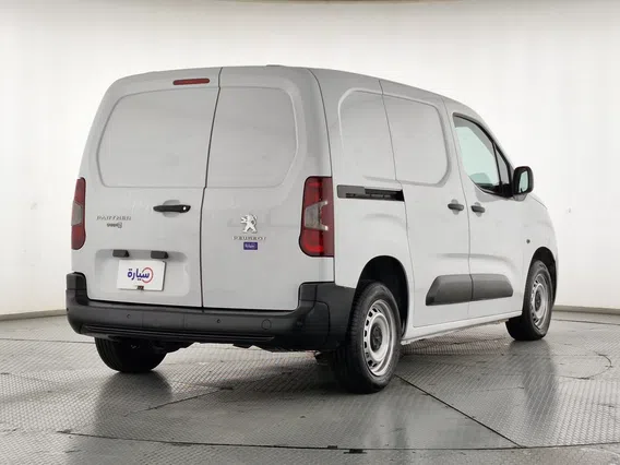 بيجو بارتنر Short van 2023 