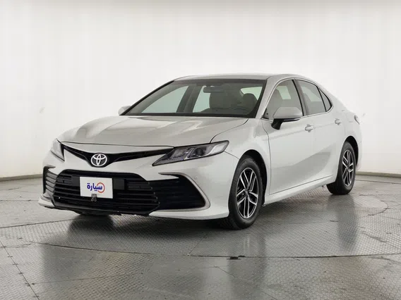Toyota Camry  LE 2022 