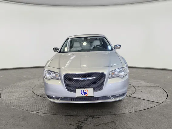 كرايسلر 300 C 2021 