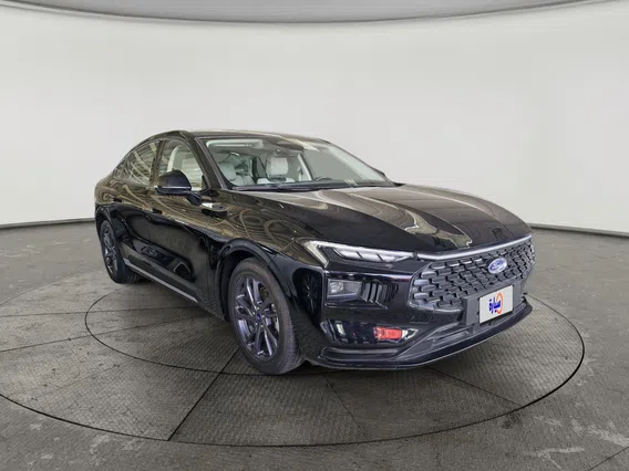 Ford Taurus Trend 2025 
