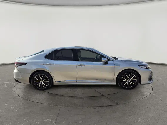 Toyota Camry  GLE HEV  2024 