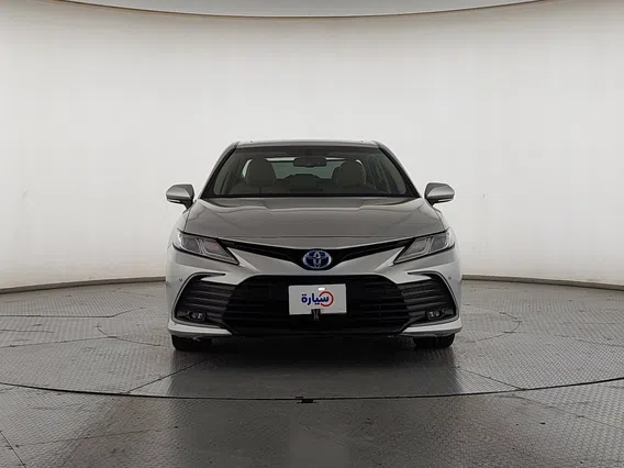 Toyota Camry  GLE HEV  2024 