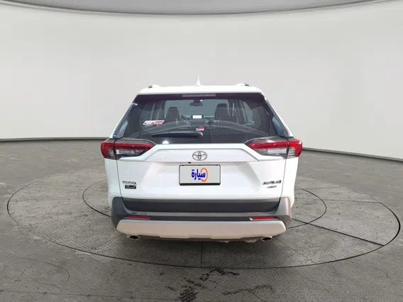 Toyota RAV4 XLE 2025 